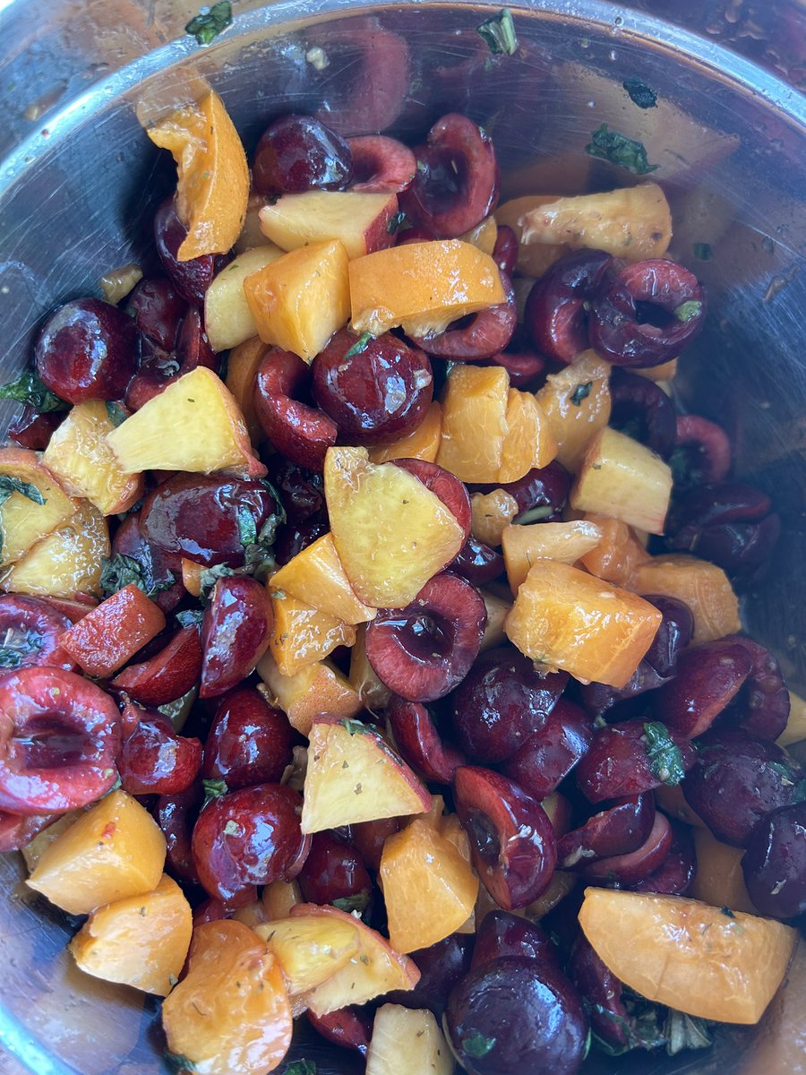 becky_pliego's tweet image. Cherries, apricots, and peaches happily macerating in red wine vinegar, olive oil, and drizzle of honey with some basil, salt, and pepper. 🤌🏼. I’ll serve with either burrata or mozzarella on sourdough for our cookbook dinner tomorrow.
