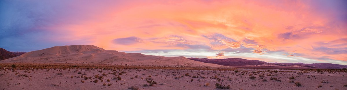 JohnGetchel's tweet image. Eureka!
I rushed to get here in time and was rewarded with this amazing sunset. Eureka Dunes panorama, Death Valley NP.