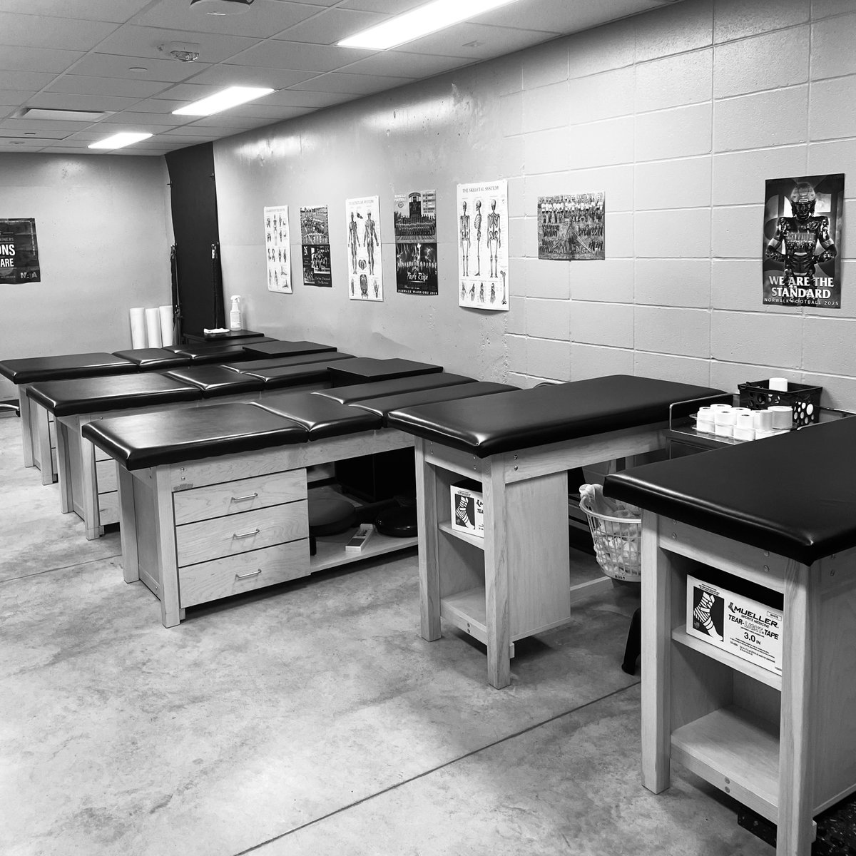 Norwalk HS Sports Medicine (@sportsmednhs) on Twitter photo The Athletic Training Facility is closed for family week. If you need athletic healthcare before services resume on 8/4/25, our local <a href="/Athletico/">Athletico PT</a> Norwalk clinic would be happy to take care of you with a Free Injury Assessment! Reach out to them & they will take great care of you. The Athletic Training Facility is closed for family week. If you need athletic healthcare before services resume on 8/4/25, our local <a href="/Athletico/">Athletico PT</a> Norwalk clinic would be happy to take care of you with a Free Injury Assessment! Reach out to them & they will take great care of you.