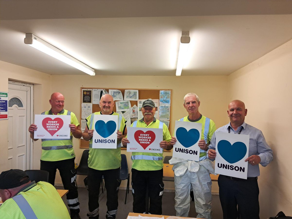 It was great to see our colleagues at Birtley Depot last week, who were kind enough to pose for a photo with our branch officer, John. Thanks for having us, and we’ll see you again soon!