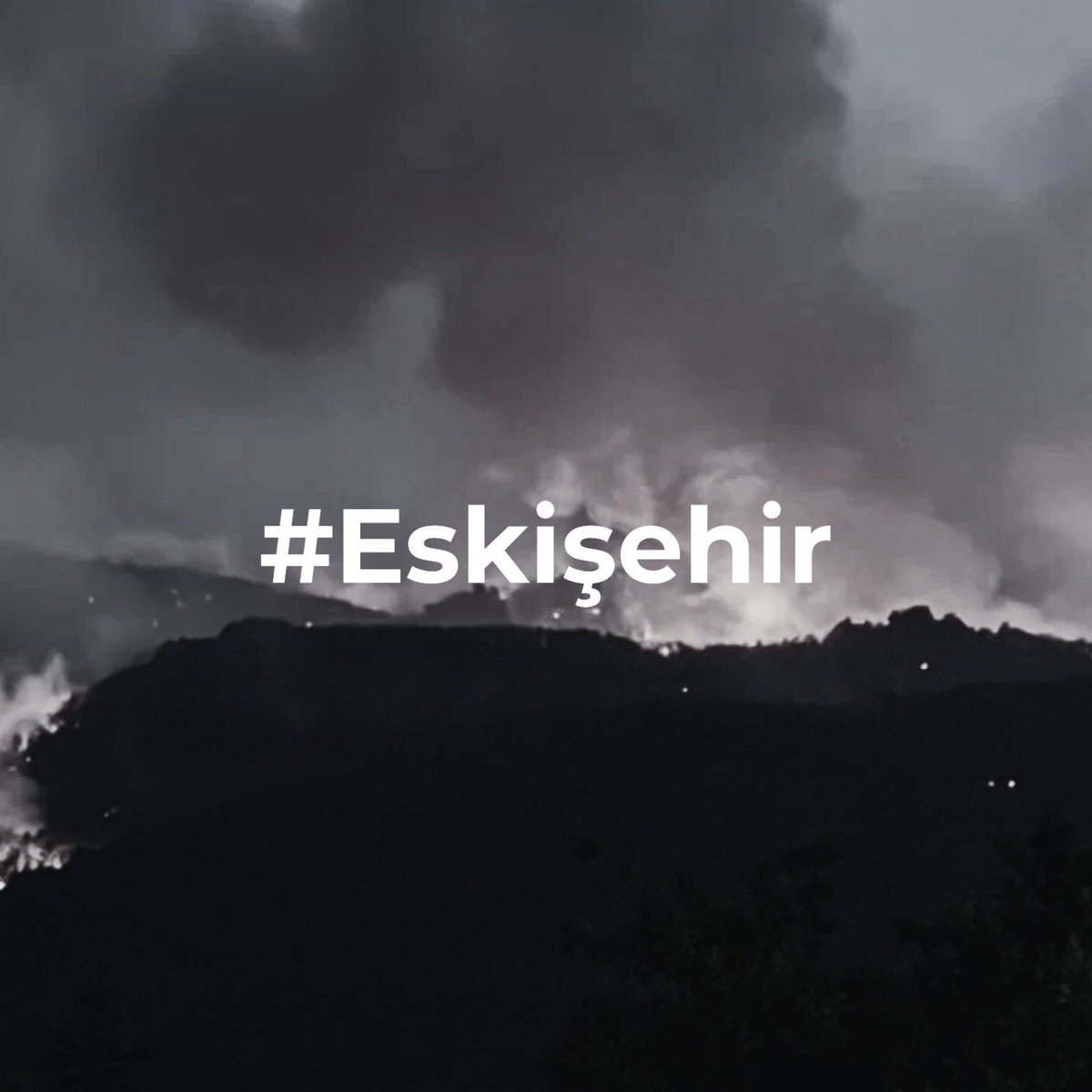 Eskişehir'in Seyitgazi ilçesinde çıkan orman yangınını söndürme çalışmaları sırasında hayatını kaybeden 10 orman işçimize Allah’tan rahmet, ailelerine başsağlığı ve sabır diliyoruz.