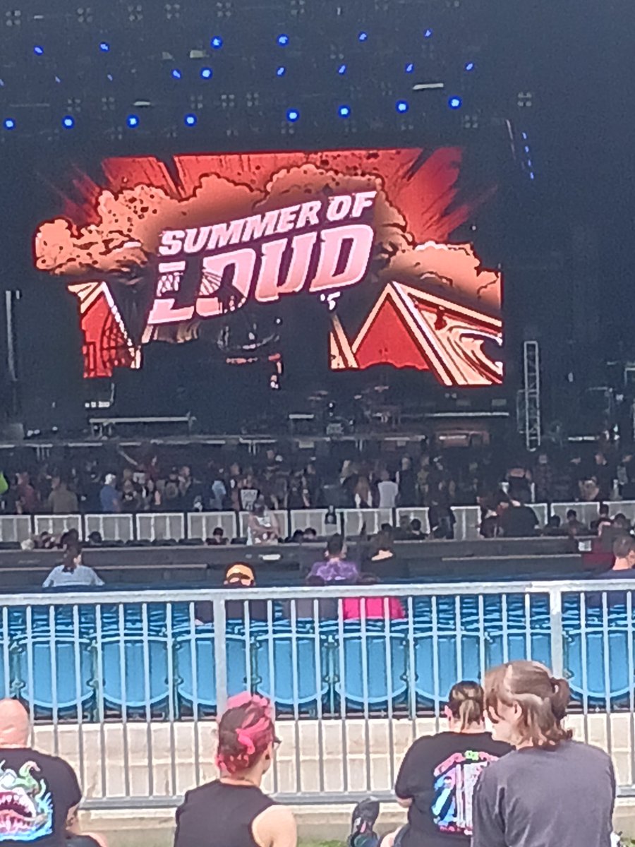 DP2025LastDance's tweet image. Summer of loud  #SummerOfLoud