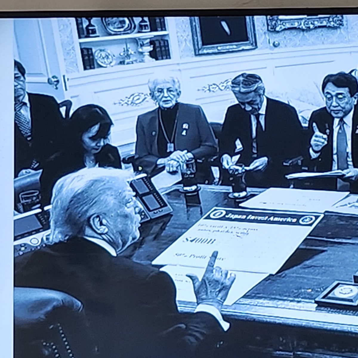 KINGTRUMPUSLIAR's tweet image. Another DONALD SHAMMMMMMMMMMM
#JAPANTRUMPFLUFF
PLEDGES ARE NOT REAL
ITS FLUFFFFF & BLLSHTTTTT
PARLIAMENT NOR CONGRESS PASSED THIS 👇👇👇