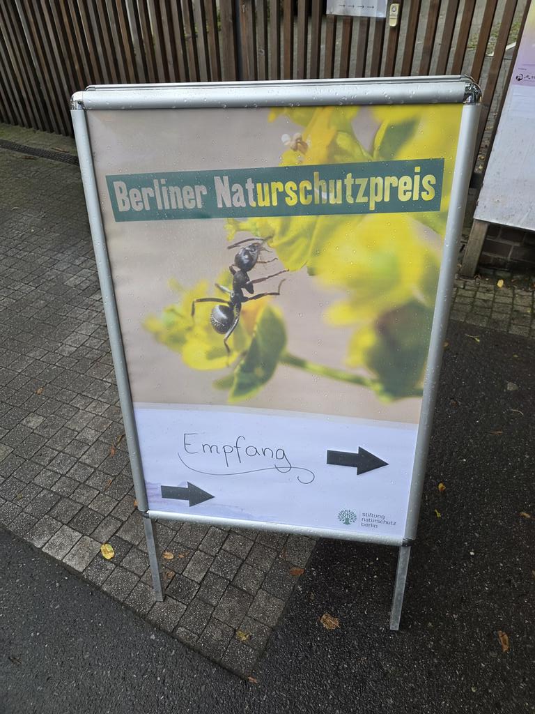 BertramMda's tweet image. Heute beim Berliner #Naturschutzpreis. Als #AfD auch hier stabil unter dem Motto "Make Öko rechts again".