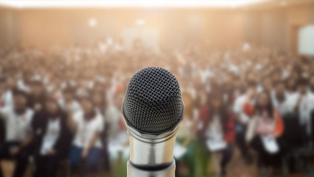 DFCapodanno's tweet image. After a few years, I’ve developed a clearer sense of the types of speaking invitations I enjoy—and those I don’t.
1) “I’m inviting you to my event—pick whatever title you like.”
There’s nothing inherently wrong with this, and perhaps it’s even meant as a courtesy, but I don’t…