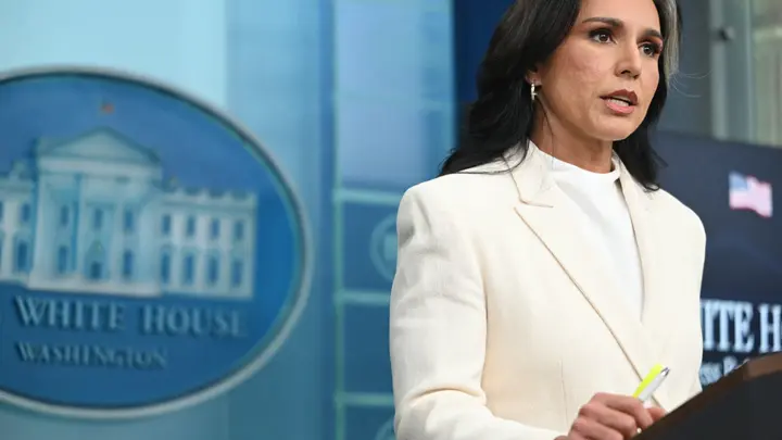 GeepersNFT's tweet image. New Russiagate evidence 'directly point to' Obama, DOJ will decide 'criminal implications'
Director of National Intelligence Tulsi Gabbard doubled down at a White House press briefing Wednesday, alleging the Obama administration promoted a "contrived narrative" that Russia…