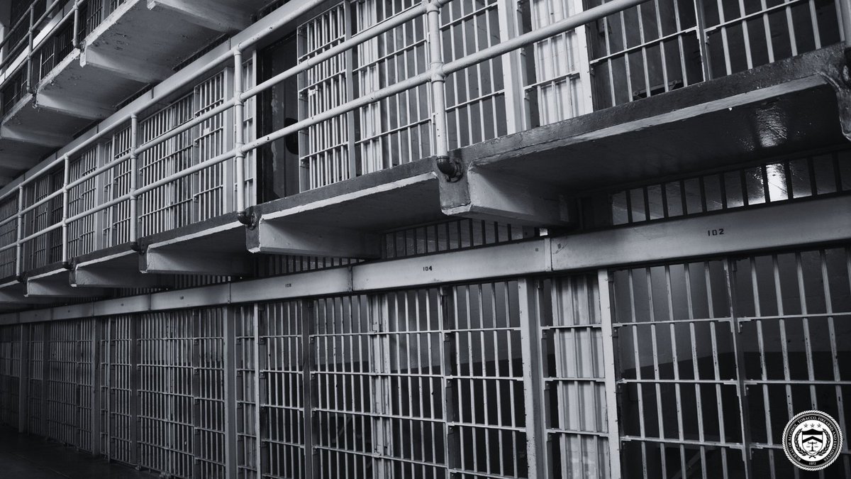 ATFHQ's tweet image. Trinidad & Tobago national Videsh Chandoo, 44, was sentenced to 18 months in prison in Florida for smuggling guns and ammo from the U.S. to Trinidad & Tobago. The illegal shipment was intercepted in Port of Spain in July 2023. More at tt.usembassy.gov/tt-national-se…. #StopGunTrafficking