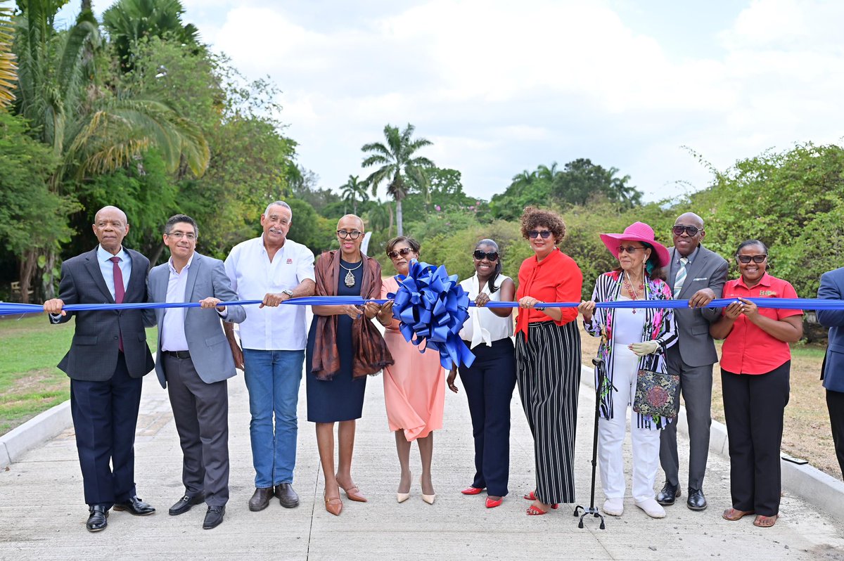 patsutherlandja's tweet photo. It was my pleasure to join Carib Cement Premix, the Nature Preservation Foundation, and the current MP for the commissioning ceremony at Hope Gardens.

Partnerships like these are critical to Living Our Dream in ESA. https://t.co/fWB2xtKQHs