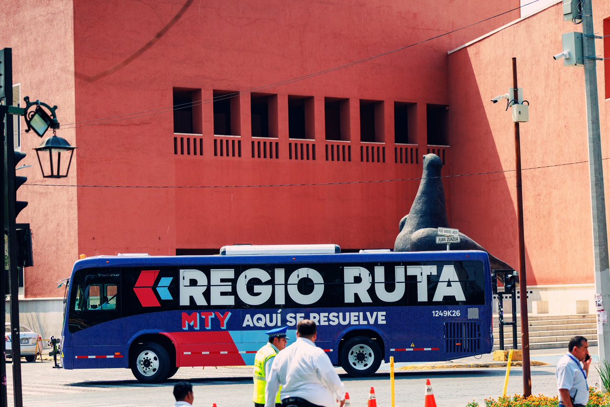 lorenadelagarza's tweet image. ¡La Regio Ruta llegó al sur de Monterrey! 🚍

Este es el resultado del compromiso del Alcalde @AdrianDeLaGarza por resolver uno de los problemas que más nos pega: la movilidad. 

Con esta nueva alternativa de transporte gratuito, muchas vecinas y vecinos podrán moverse por toda…