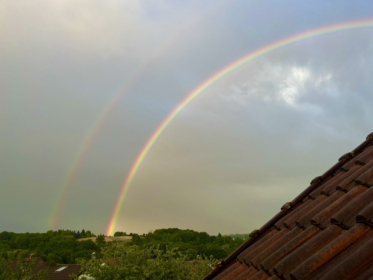 SANSVlSAGE's tweet image. ces deux arcs-en-ciel des fiertés sont pour tous les hommes qui se la prennent dans le cul ❤️ be proud of who you are 🏳️🌈🏳️⚧️⚧️