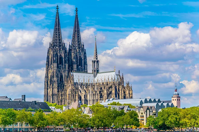 cathconclave's tweet image. Catholic Conclave:Archdiocese of Cologne stands up to the German Bishops' Conference and the Central Committee of German Catholics on the matter of homosexual blessings #CatholicX @ProtecttheFaith cathcon.blogspot.com/2025/07/archdi…