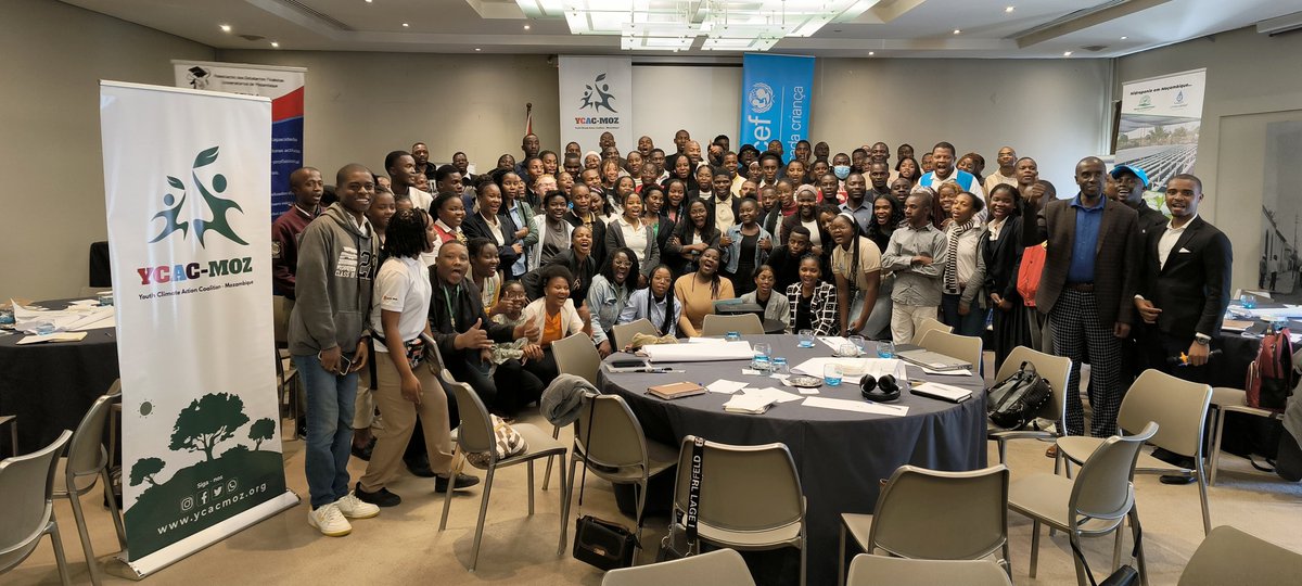 UNICEF_Moz's tweet image. The engagement & leadership of young people is key to driving the #CleanEnergy transition. UNICEF works closely with @YcacMoz to ensure youth are empowered, engaged & taking the lead in creating a clean, fair, and sustainable energy future.
#CleanEnergyNow #JustEnergyTransition