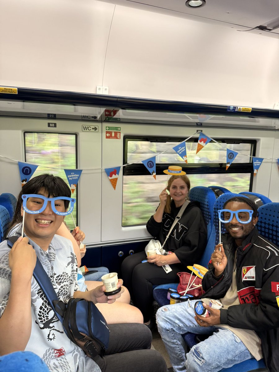 northernassist's tweet image. Did somebody say ice cream train? If you missed us today, look out for these services to get your FREE @Northern_Bloc ice cream this week. 🚆🍦
Thursday -
13.35 Leeds to lIkley
14.10 Ilkley to Leeds
Friday -
13.56 Leeds to Skipton
14.47 Skipton to Leeds
Don't forget to tag us…