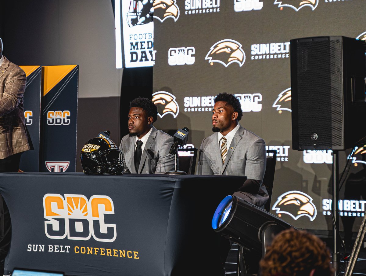 SouthernMissFB's tweet image. Talked a whole lotta ball yesterday...
๐ต๐ช๐ฎ๐ฆ ๐ต๐ฐ ๐ญ๐ฆ๐ต ๐ต๐ฉ๐ฆ ๐จ๐ข๐ฎ๐ฆ ๐ต๐ข๐ญ๐ฌ ๐ฏ๐ฐ๐ธ ๐๐๏ธ
#FlipTheScript | #SMTTT
