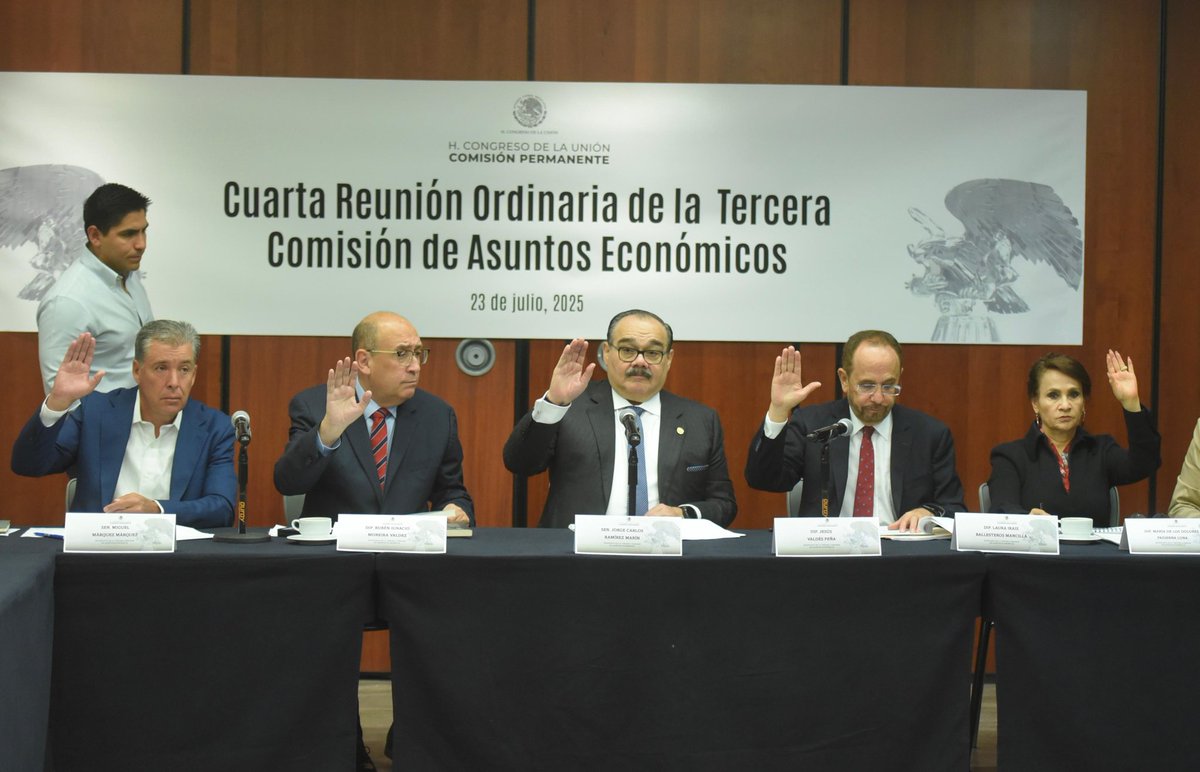 Partido Verde_Senado (@verdesenadomex) on Twitter photo El senador <a href="/jc_ramirezmarin/">JC Ramírez Marín</a> presidió la reunión de la Tercera Comisión de la Permanente: Asuntos Económicos en la que se discutieron y aprobaron proyectos de dictamen de 20 proposiciones con Punto de Acuerdo. El senador <a href="/jc_ramirezmarin/">JC Ramírez Marín</a> presidió la reunión de la Tercera Comisión de la Permanente: Asuntos Económicos en la que se discutieron y aprobaron proyectos de dictamen de 20 proposiciones con Punto de Acuerdo.