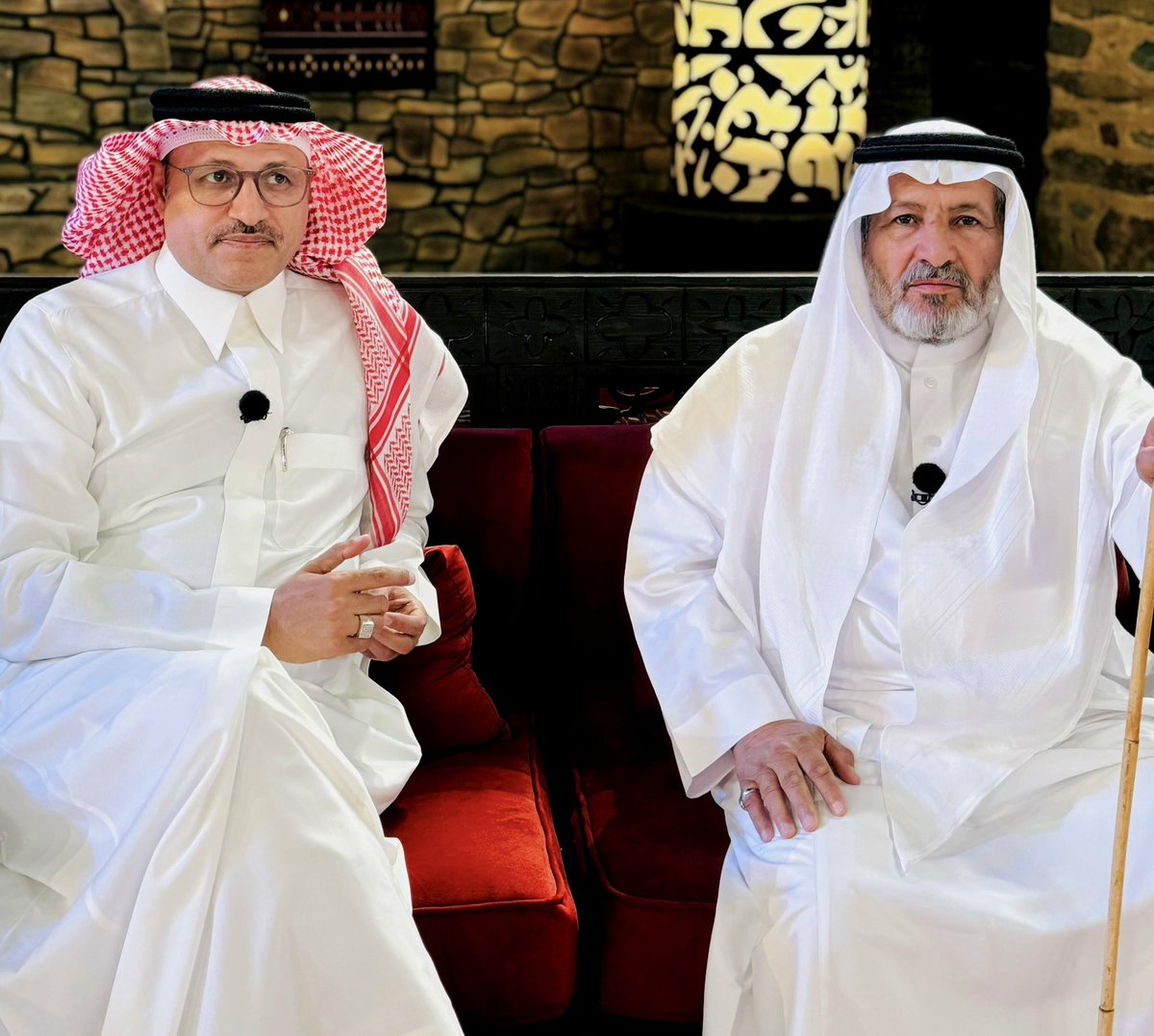 KSA_Saud_'s tweet image. نجمين من نجوم الوطن والعرضة الجنوبية (حفظهما الله بحفظه)
@G4aG5 
@hh_20180 
@ArdahJanobiah 
@fares_aljanoob 
@3ardah 
@SAEED_HADHBAN 
@WdBdalwahd