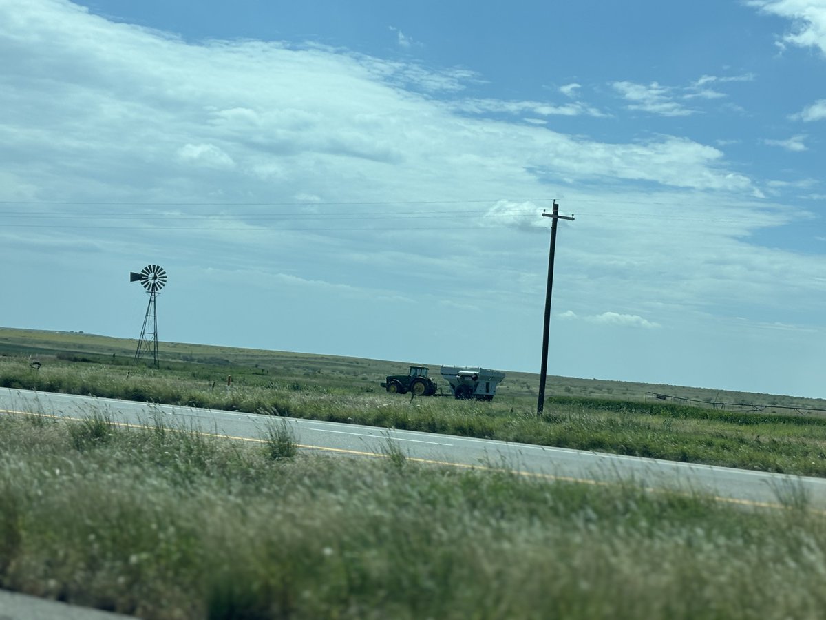 mrtimer2022's tweet image. Just cruising across rural Texas on our way to the largest Tesla event of the year… xtakeover!!! Nothing fancy to sightsee just yet!