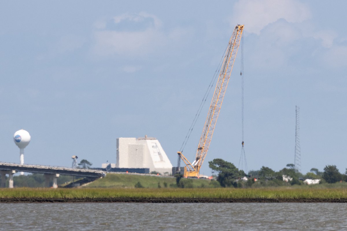 Work continues on the new bridge to the island!