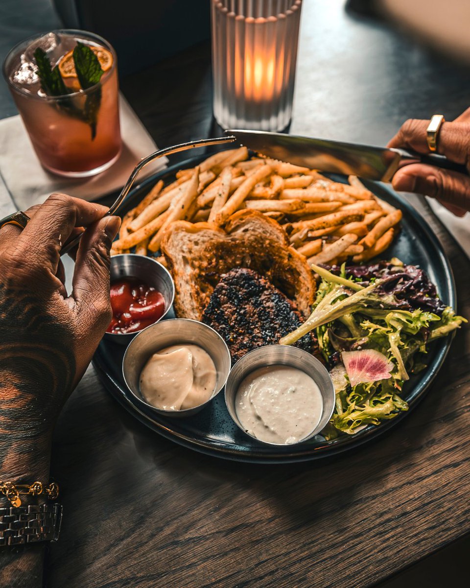 Earls Kitchen + Bar, where bold flavors meet sleek design—perfect for date nights, group hangs, or a solo seat at the bar.