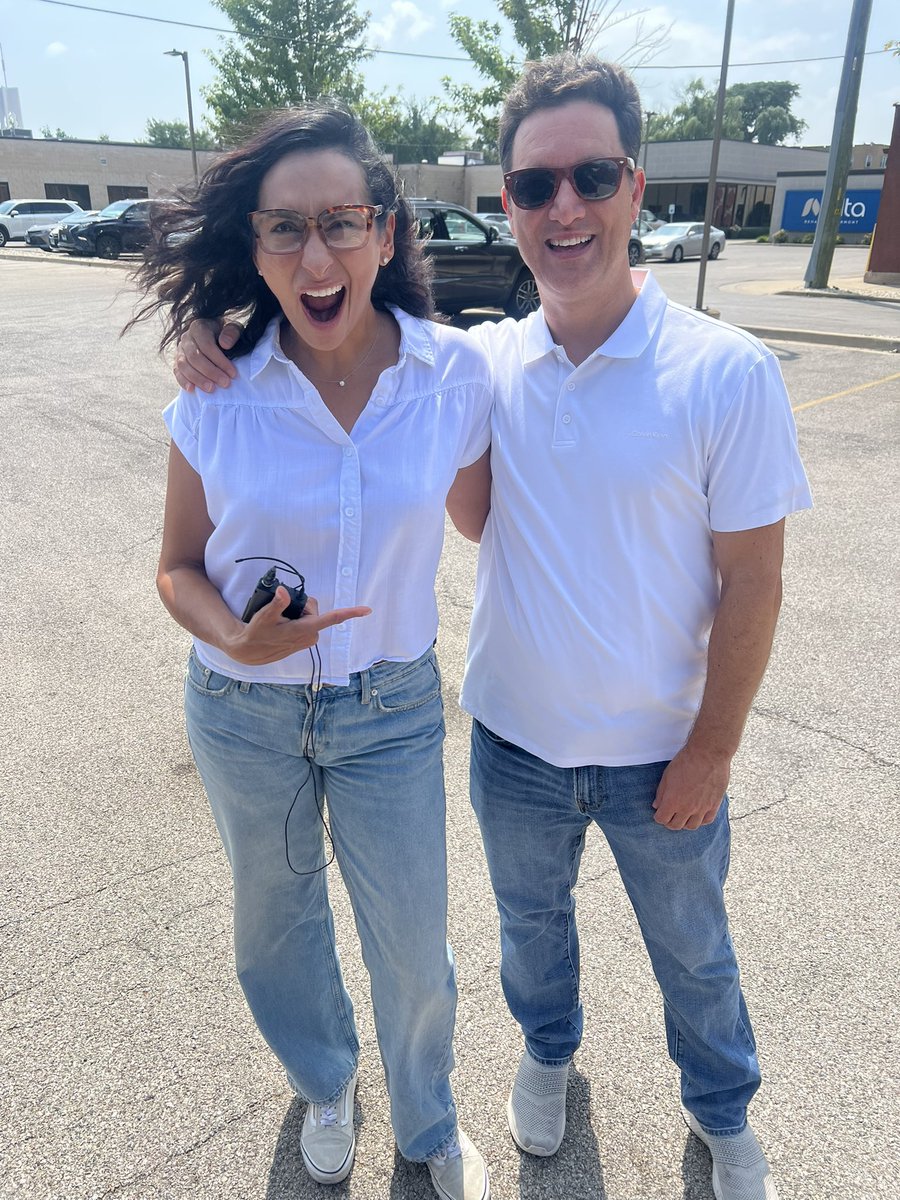 Producer Andrew is copying my lewk today.  <a href="/WGNNews/">WGN TV News</a>