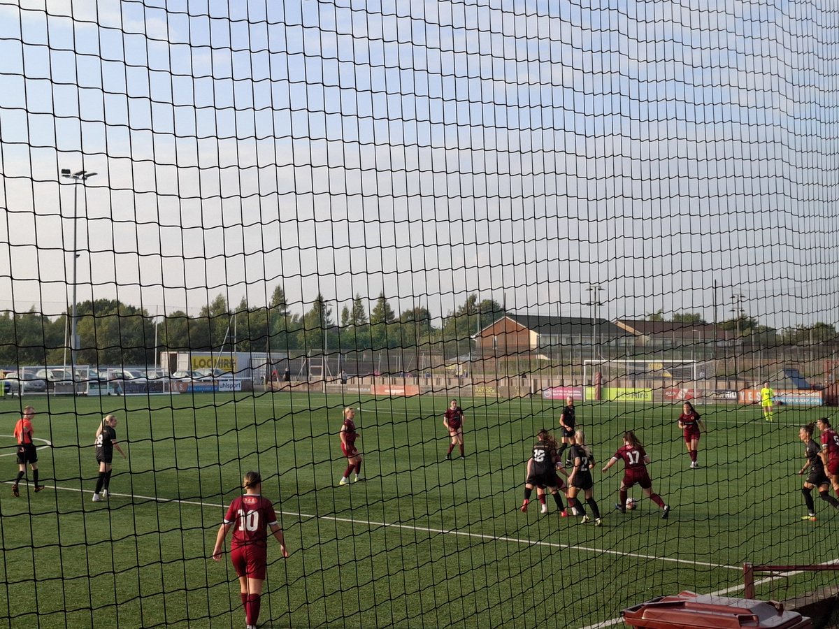 RossH_DP's tweet image. Taken a wee Wednesday evening stroll to watch @officialdawfc play Stenhousemuir in a friendly at Ochilview. The first time I've seen them since their promotion to @SWFLeagueOne. ⚽️