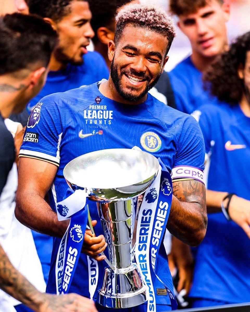 PETERSILVER_'s tweet image. Just randomly remember when they introduced the Premier League Summer Series competition.
Guess the FIRST EVER stubborn club that won it 😂😂
Blue is the color 🥶🟦
No Chelsea fan will see this post without Retweeting it