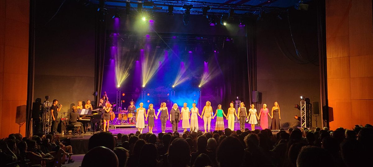 ercmataro's tweet image. Broadway  Santes. Un merescut homenatge a les professores de dansa històriques de la ciutat.

Reconeixement a les trajectòries d&apos;Enriqueta Alum,  Gemma Bartra, Roser Casanovas i Dúnia Roig.

#FemCiutat