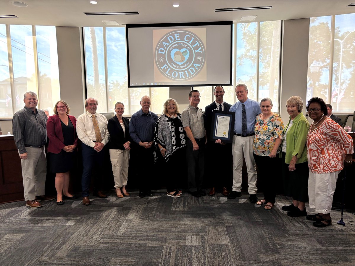 Congratulations to Dade City Mayor Scott Black on 35 years of service! Mayor Black is also a Past President of the Florida League of Cities.