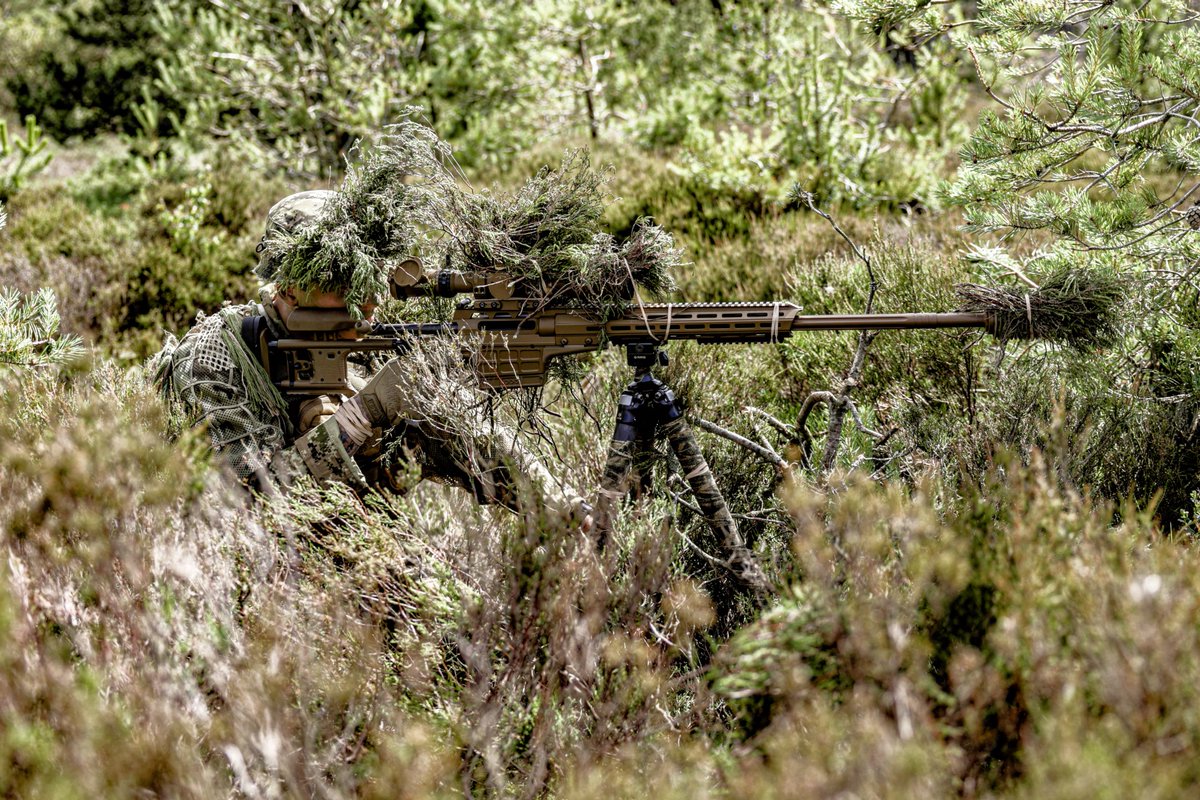 army_SM_armee's tweet image. Proud of my fellow Van Doos for their performance at the Danish International Sniper Competition. Out of 14 countries and 29 teams, 1 R22eR placed 2nd and 2 R22eR finished 5th. Good shooting, all!