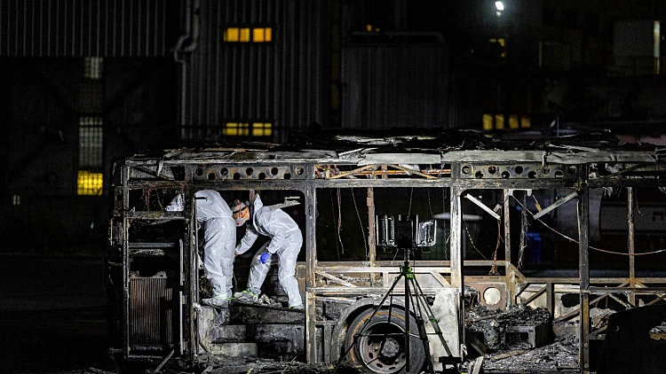 newsisrael13's tweet image. אחרי 5 חודשים: נלכד המחבל שהניח את המטענים באוטובוסים בבת ים ובחולון
bit.ly/3GRkXMa
@yishaiporat
(צילום: חיים גולדברג, פלאש 90)