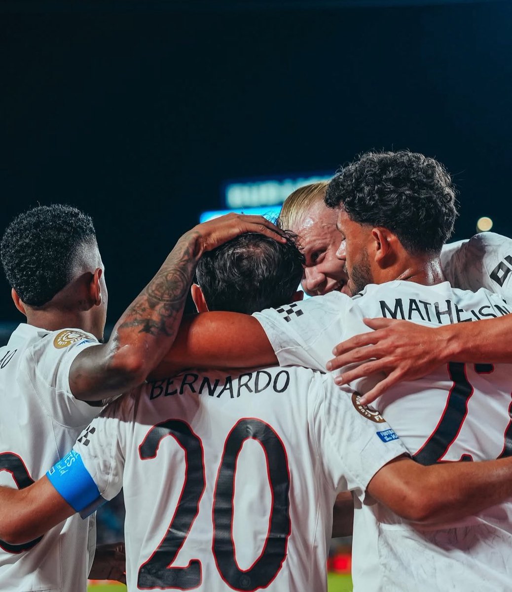 🚨 RANDOM GAIN TRAIN - No Manchester City fan should have less than 2000 followers.

- Drop your handles 
- Follow anyone who likes your comment 
- Reposts are appreciated 
- Follow me 

Need more City mutuals