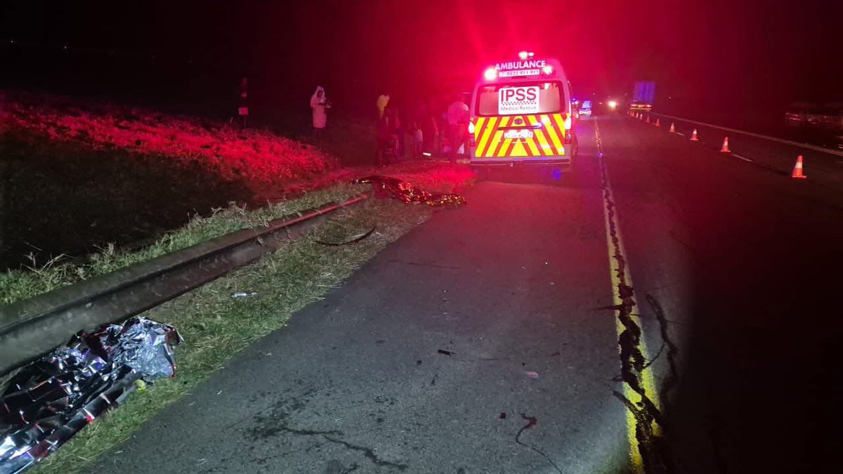 PrimeTimeNewsZA's tweet image. Tragic Accident on N2 Near Amatikulu Claims Two Young Lives
On July 23, 2025, a devastating accident occurred on the N2 near Amatikulu when a vehicle struck a pregnant woman and her two sons as they walked home. IPSS Medical Rescue responded to the scene, where paramedics…