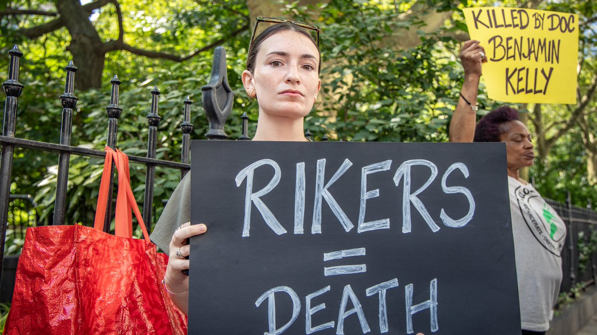 nycpa's tweet image. We gathered yesterday in the wake of Christian Collado's death in DOC custody—only for another New Yorker, Edwin Quispe, to die on Rikers Island that very morning.
It can never become routine, normal, or acceptable for people to die in the city’s care and custody.