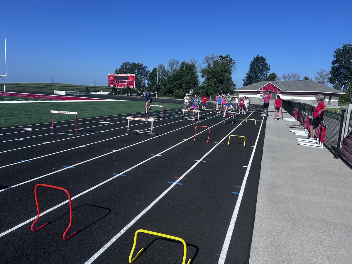 treynortfxc's tweet photo. Days 1-3 of Track and XC camp complete! Campers learned about running form, shot put and discus, and hurdling! https://t.co/CkjaHZDkLl