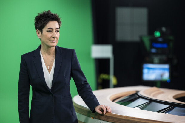 Wenn #Hayali vom ZDF irgend etwas beherrscht , dann zu lügen und zu manipulieren. Folgerichtig passt sie damit perfekt in die Fakenews-Schleuder heute-journal. Neuester Klops: Falschbehauptungen am laufenden Band über eine angeblich rechte Kampagne gegen #BrosiusGersdorf - ohne