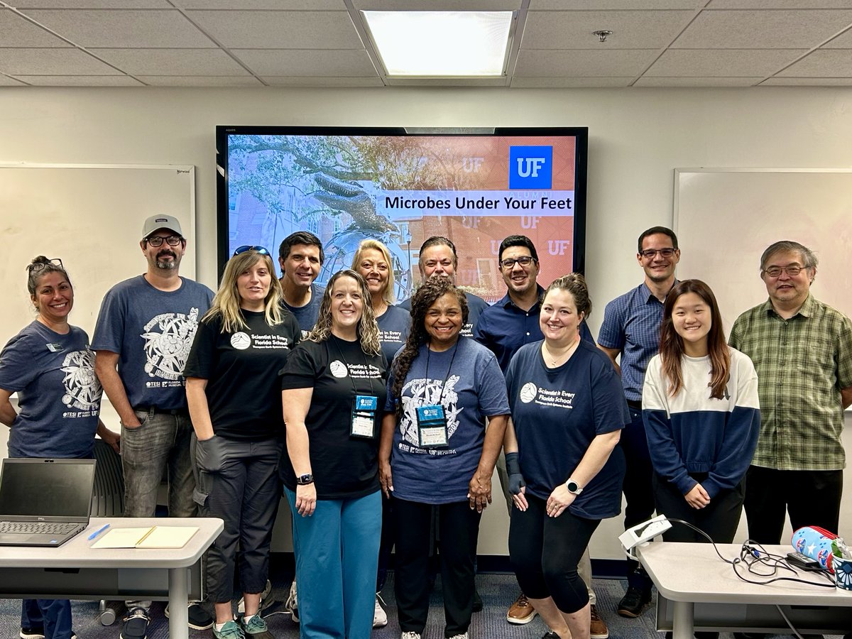 Martins' Lab had a blast this week presenting "Microbes Under Your Feet" to K-12 FL teachers, sparking their interest in plant pathology! Big thanks to Song's Lab for the invite and <a href="/mrsK_IBSCI/">Stephanie Killingsworth</a> for helping with the coordination! <a href="/UFPlantPath/">UF/IFAS Plant Pathology Department</a> #ScienceEd