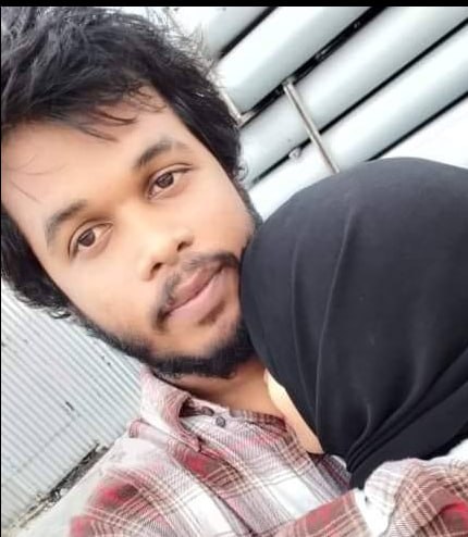 This is Abdulla Muthuim Mohamed. AKA muhthu. This MF scammed hundreds of maldivians and stole their money. Online scams, robbery , theft , drugs  you name it. This is the way he earns money. <a href="/HKurusee/">Hassan Kurusee</a> <a href="/RaajjeLeaks/">RaajjeLeaks </a> <a href="/rajjeleaks/">Rajje Leaks</a> . This mf steals people's life savings <a href="/PoliceMv/">Maldives Police</a>