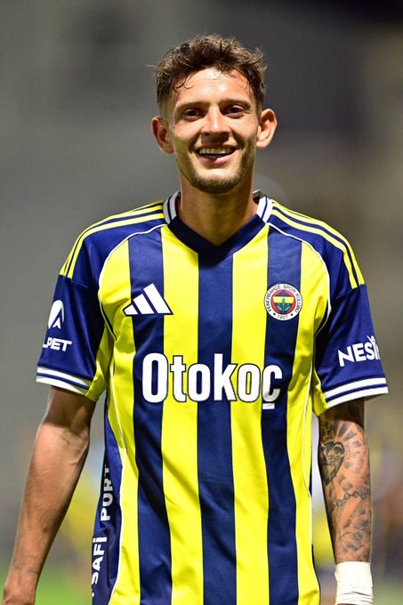 SportsCubuklu's tweet image. 🇵🇱 Szymanski, göstermiş olduğu performansıyla kafa karıştırmaya başladı diyebilir miyiz?