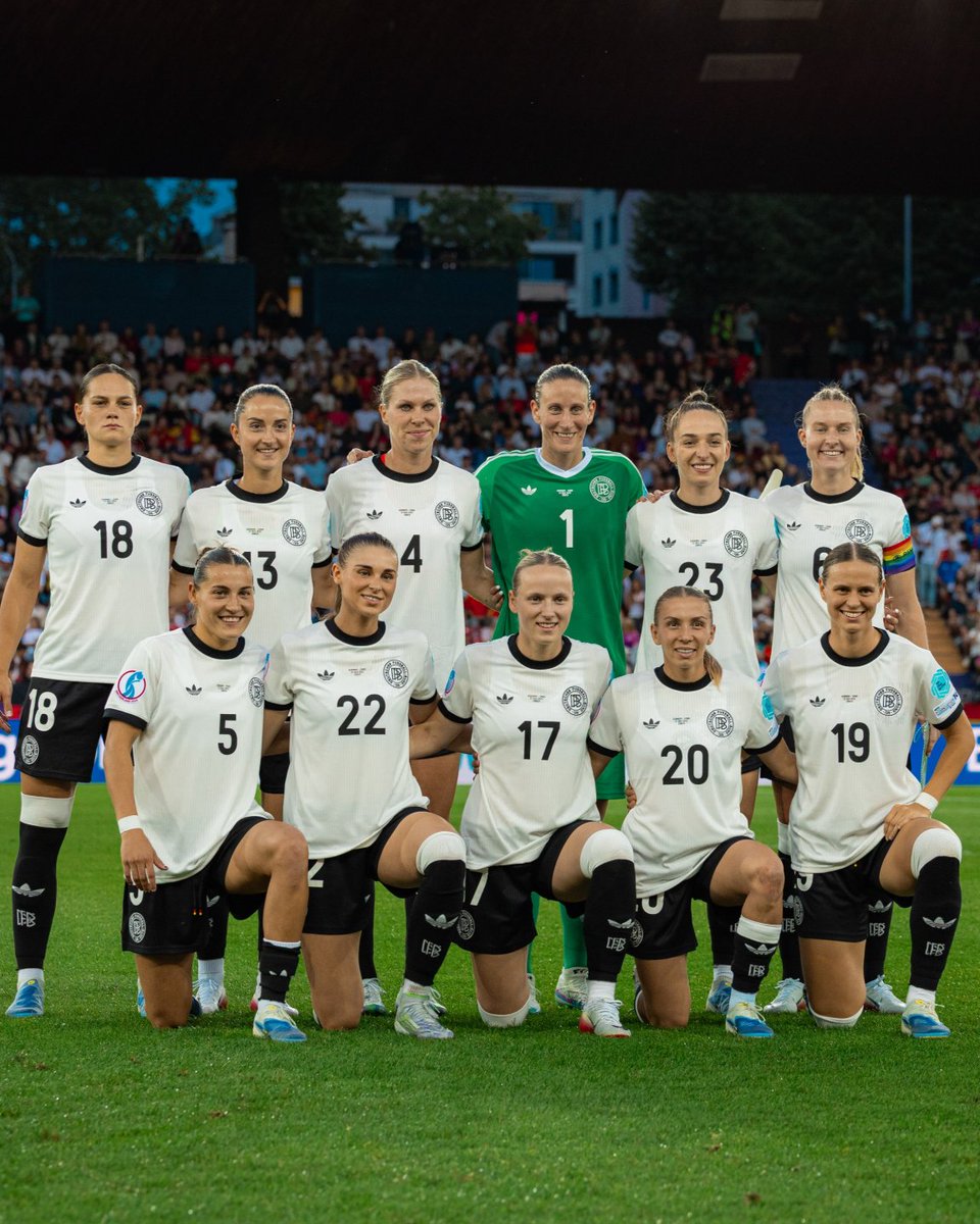 DFB_Team_EN's tweet image. OUR TEAM π€β€οΈπ
#DFB #GermanFootball #GermanWNT
πΈ Yuliia Perekopaiko/DFB