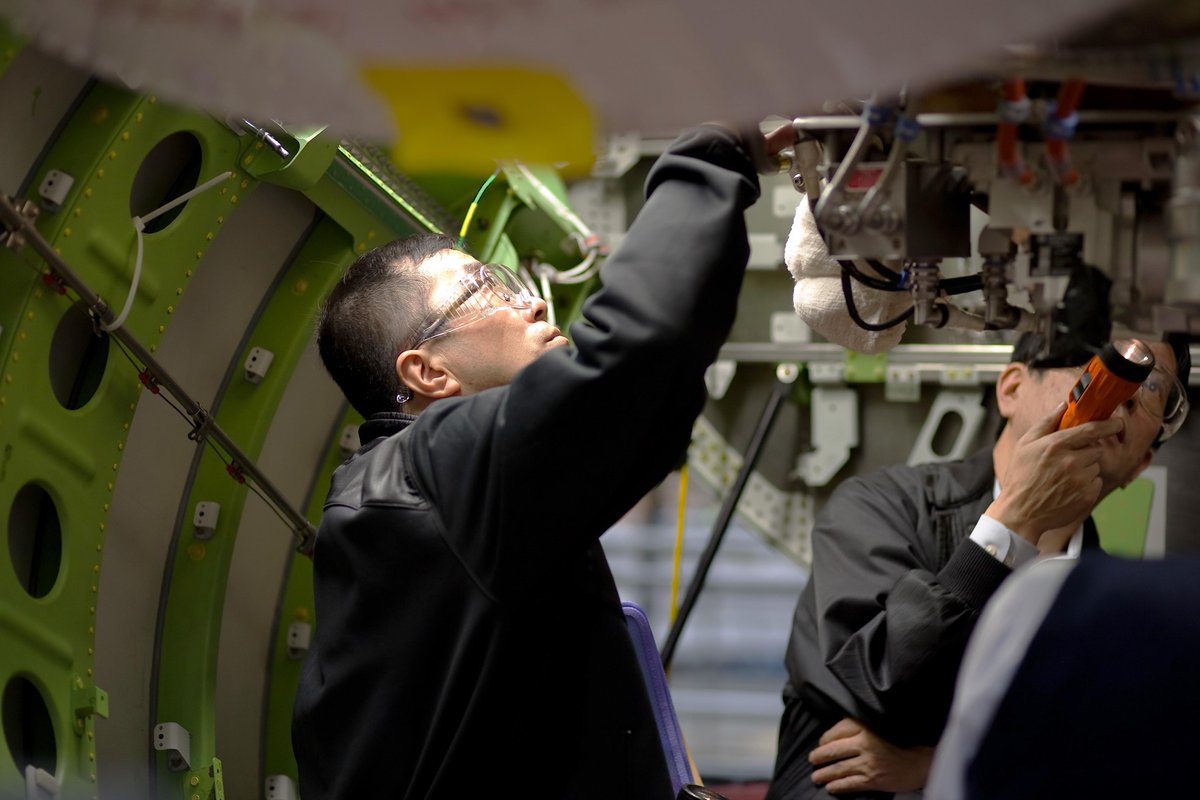 With our 2025 Pilot and Technician Outlook forecasting a need for 710K maintenance technicians over the next 20 years, the demand for qualified maintenance personnel is at an all-time high. #OSH25

Our Comprehensive Maintenance Training Solutions offer airlines quality training