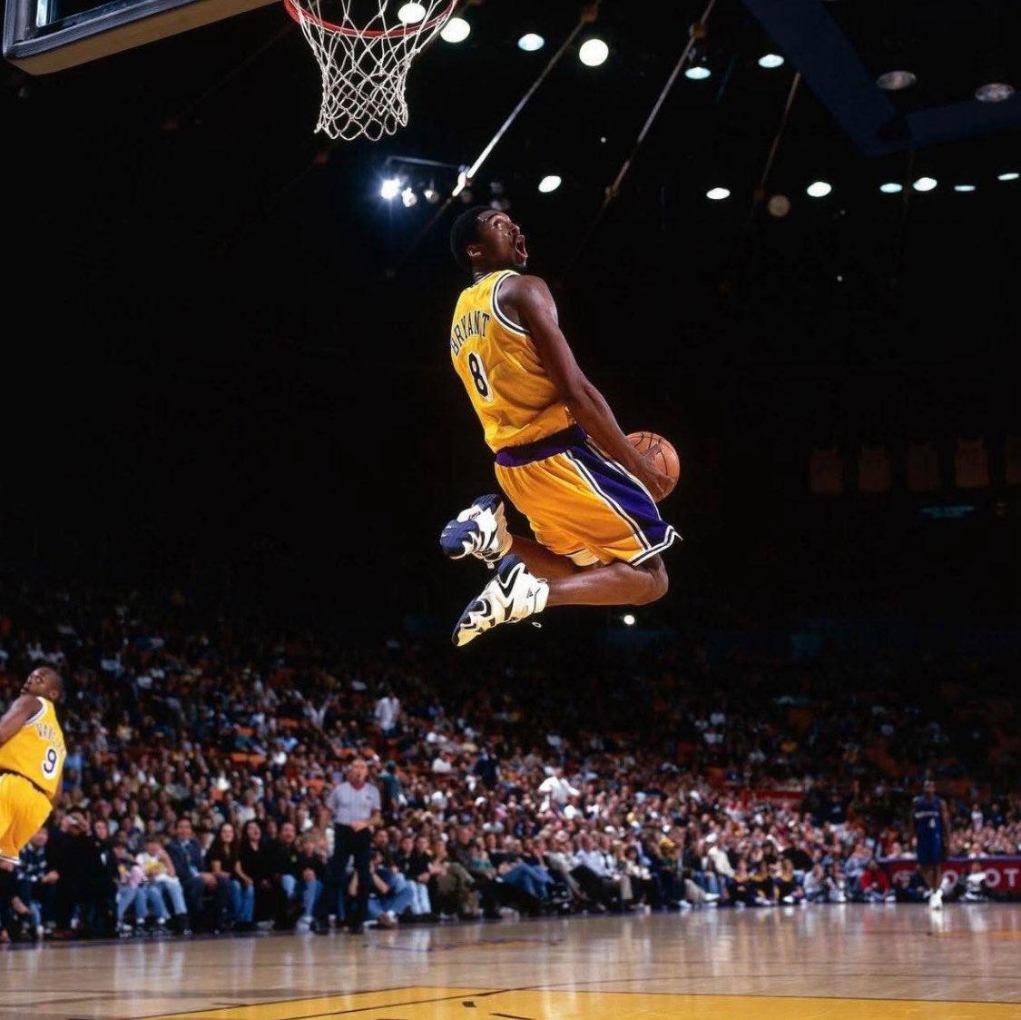 Legendary Kobe photo 😮‍💨