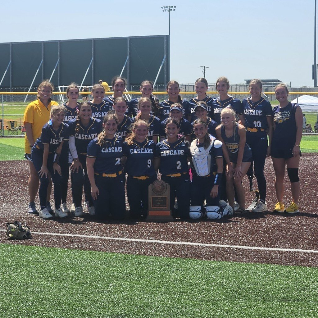 CougarsCascade's tweet photo. Softball ties for 5th with a 11-8 win over West Monona! Congratulations on a terrific season, ladies! Thank you for showcasing yourselves, the program, and our school well this year! Go Cougars! #chscougs #wdbqschools https://t.co/6t2lkHMaaQ