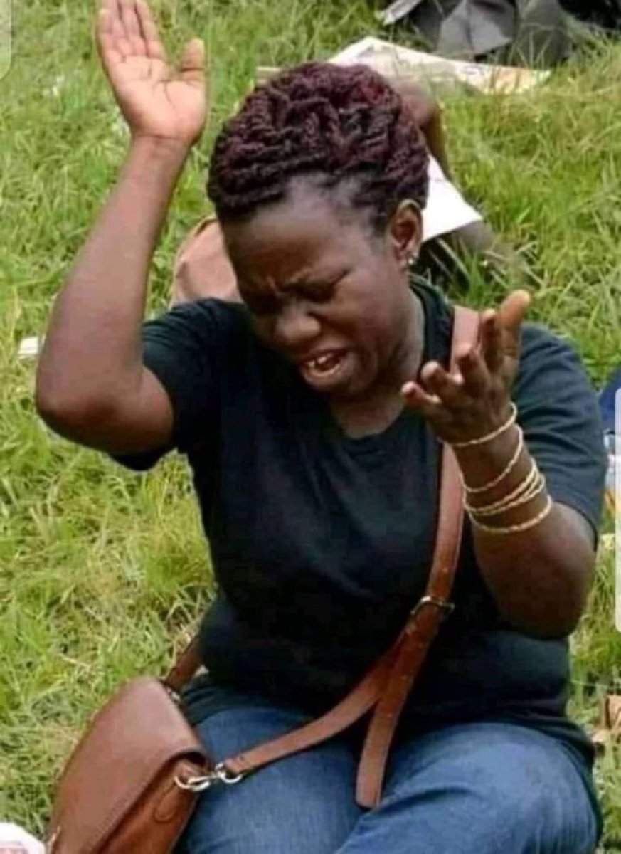 kingFahad_17's tweet image. The rate at which Ugandans are visiting heaven nowadays is so alerting 😂and non of them is going with a phone to record for us