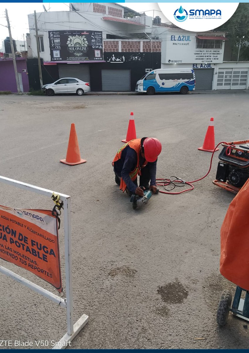 La Dirección de Construcción realiza trabajos de reparación de 2 fugas de agua que se localizan en la zona Sur de la ciudad.
• Col. La Misión.
•  Col. Obrera.
¡SMAPA trabaja para mejorar los servicios de nuestra ciudad!