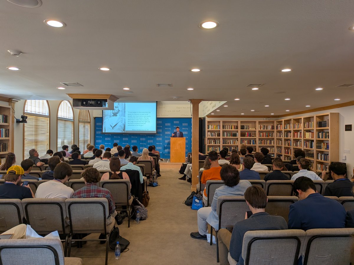 NewmanJ_R's tweet image. The Great Tate Fegley presents "The Political Economy of Policing." MU 2025.