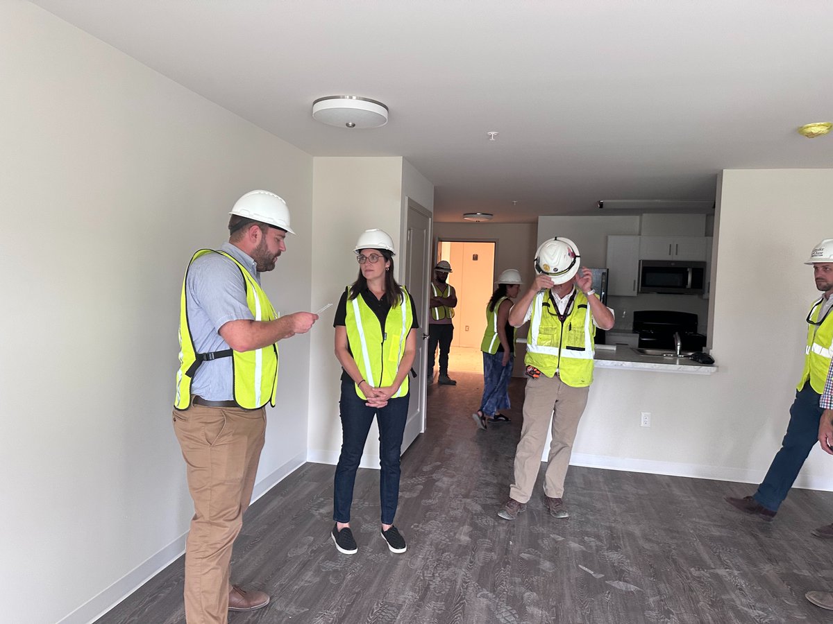 FredCountyExec's tweet image. I put on my hard hat and toured the Overlook East apartments housing project, set to be completed in 2025. Overlook East features 2 newly constructed buildings along with a renovation of a city-designated historic building! I continue to work towards County investment in housing!