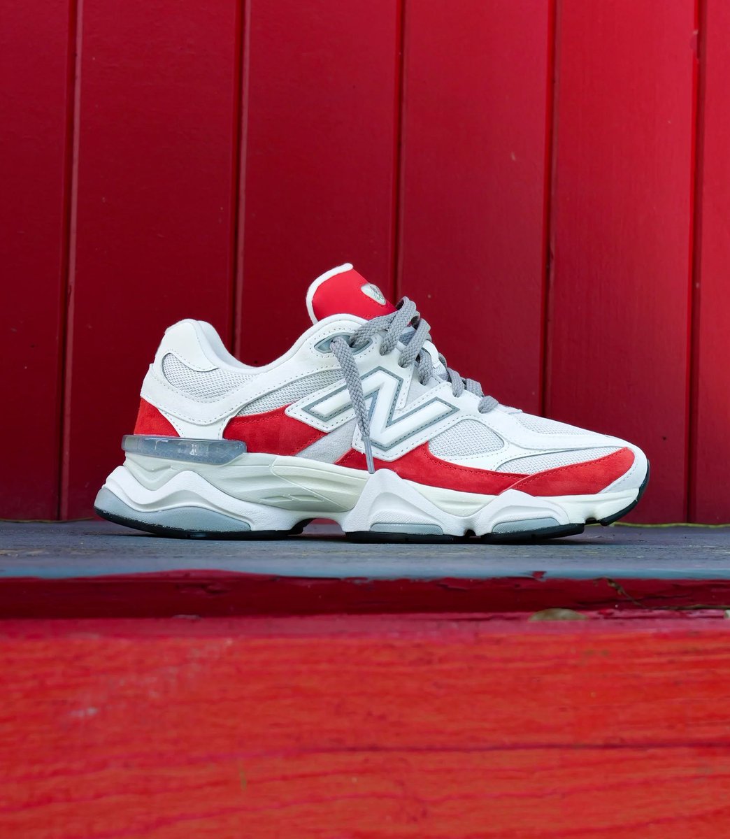 JustFreshKicks's tweet image. New Balance 9060 'Reflection Red' on sale for $89.98 + shipping ❤️
bit.ly/40nKd36
