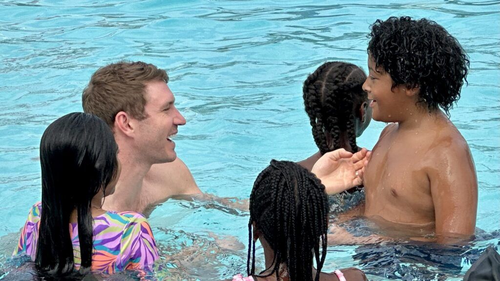 JAXTDY's tweet image. Olympian Ryan Murphy joined Jacksonville officials Wednesday to promote swim safety. buff.ly/werTGD8