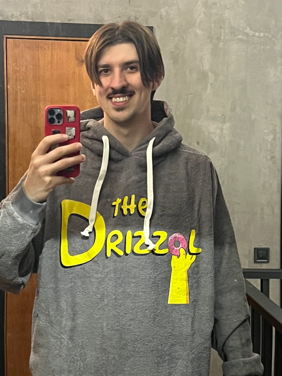 letstri's tweet image. Am I ugly, @DrizzleORM?