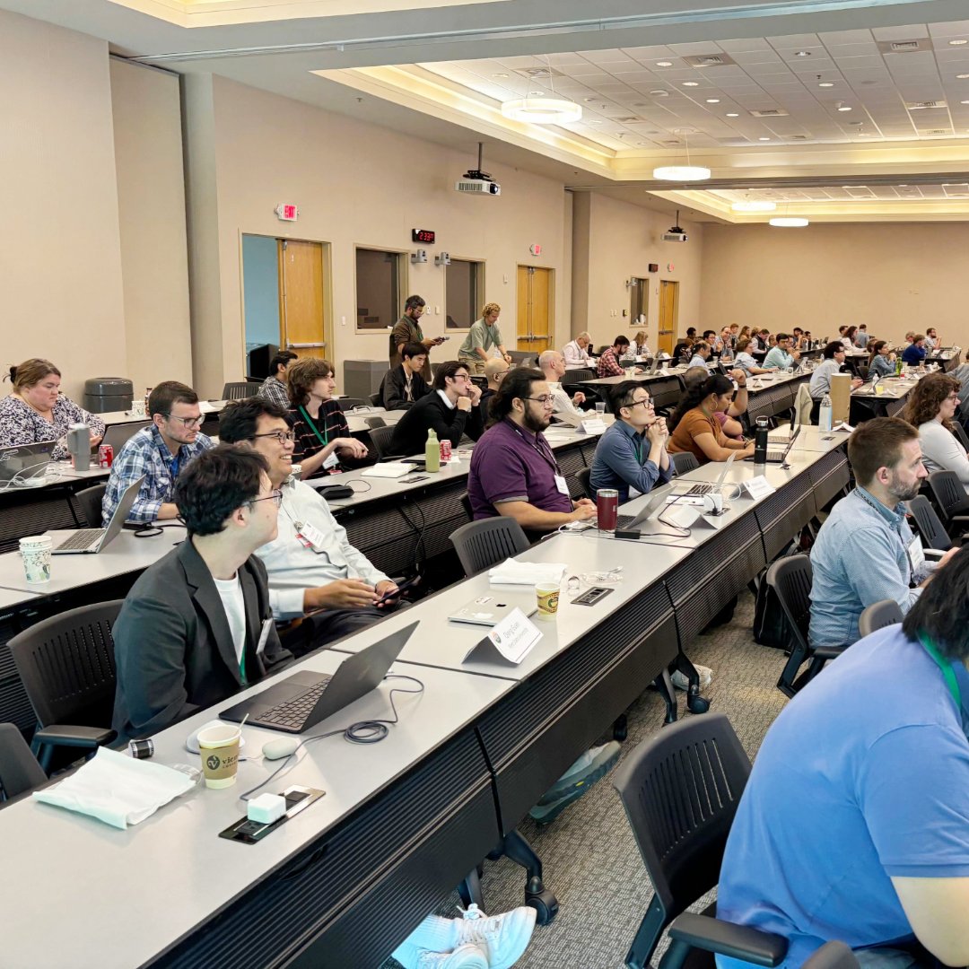 OLCFGOV's tweet image. 🎤 Day 3 of @ORNL's Quantum Computing User Forum featured a keynote talk by Sarah Sheldon of @IBM.
Achieving this new frontier of quantum isn’t just about harnessing quantum hardware and software—it’s about pushing the limits of what’s possible beyond classical simulations.💫